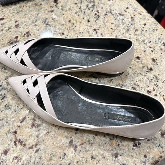 ZARA PATENT FLATS CREAM SIZE 38/8 - Picture 2 of 13